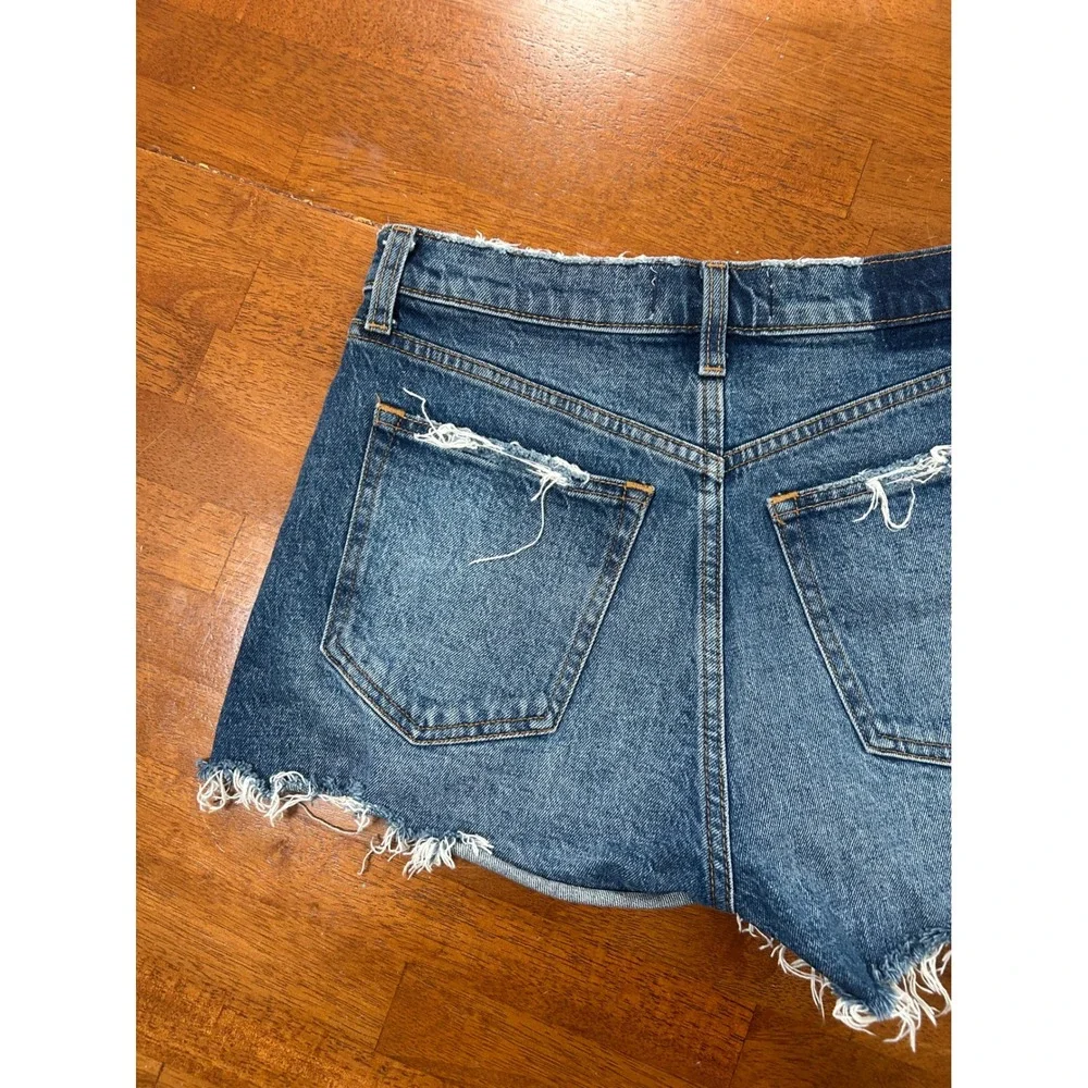 Abercrombie & Fitch The Mom Shorts Women 26/2 Blue High Rise Distressed Denim